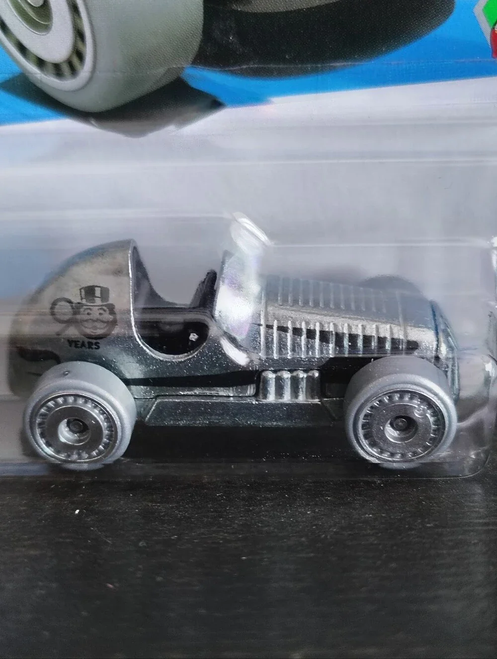Hot Wheels 90 Years Monopoly Pass N Go Token Car - Picture 3 of 7